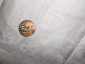 МОДЕРН.Старинная пуговица ЦВЕТОК МАКА,желтый металл золочение серебрение штихель,1890е РОССИЯ/d-32мм - вид 5