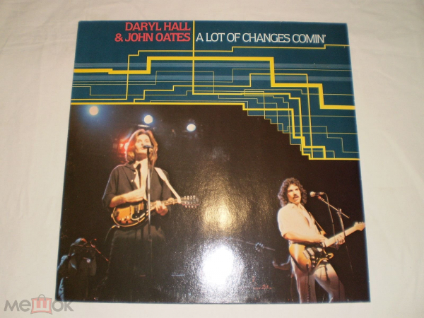 Daryl Hall & John Oates ‎– A Lot Of Changes Comin' - LP - Germany