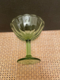 Ваза конфетница, «Неман» (?), ДХЗ (?) 1950-60 года, зелёное стекло, (урановое ?) - вид 1