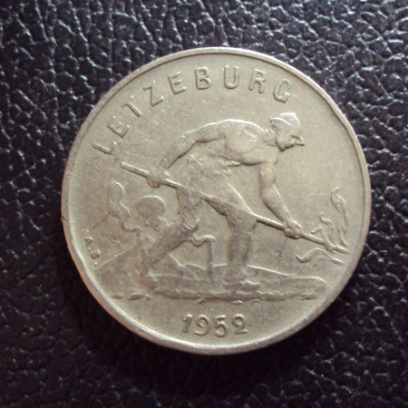 Люксембург 1 франк 1952 год.