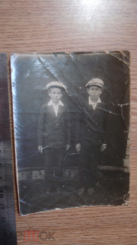 Фото старое. Два хлопца.1939 г.